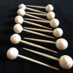 Set 12 pinchos de nácar con acabado de concha