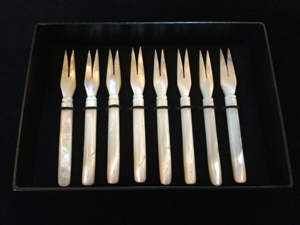 Set 8 tenedores para caviar de nácar