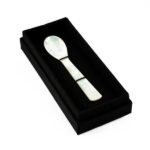 CUCHARA DE NÁCAR CON CAJA