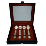 Set Cuillère: Cuatro cucharas de 6cm de nácar para caviar